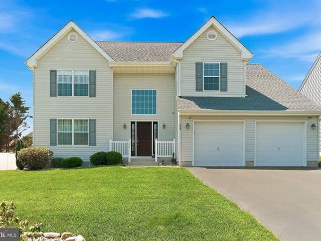 House for sale in Manahawkin, New Jersey