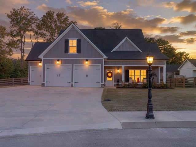 House for sale in Ringgold, Georgia