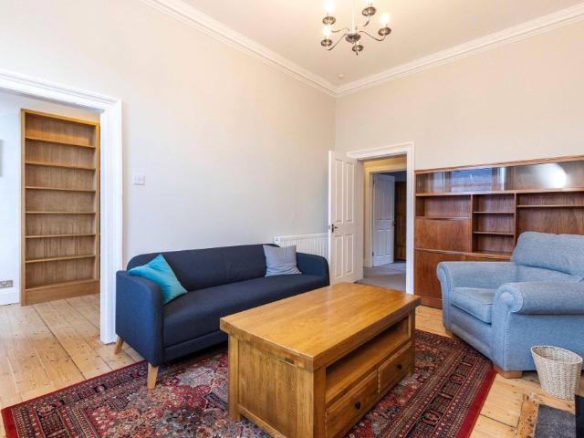 Apartment for rent in Gayfield, Broughton