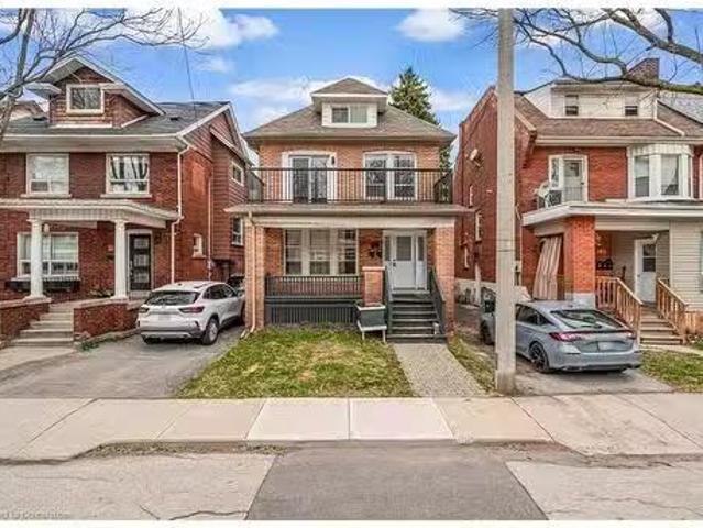 House for sale in Ancaster, Ontario