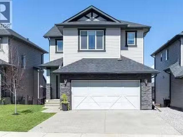 House for sale in Okotoks, Alberta