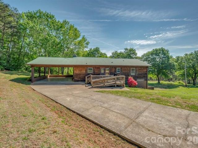 House for sale in Casar, North Carolina