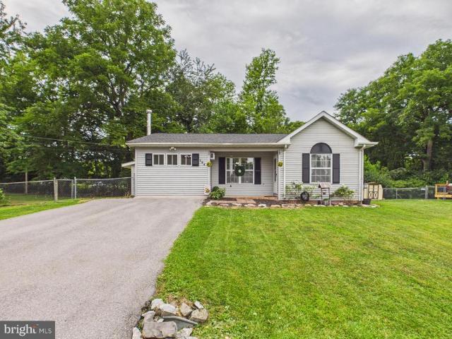 House for sale in Falling Waters, West Virginia