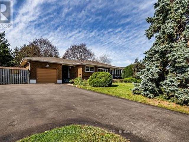 House for sale in Whitby, Golden Horseshoe