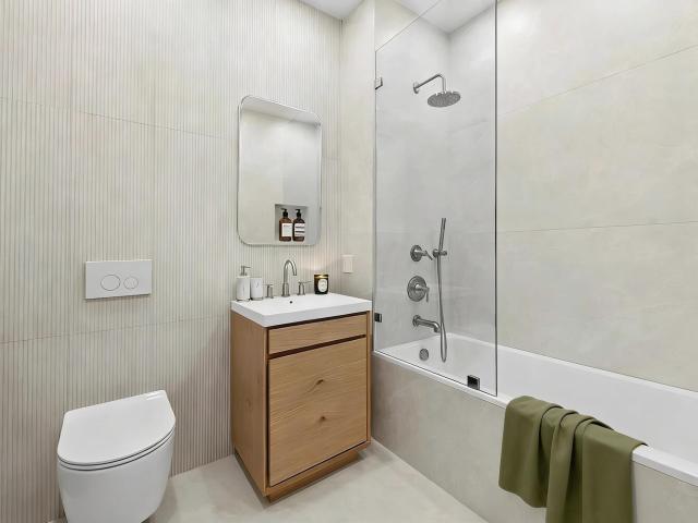 Duplex for sale in Arverne, New York