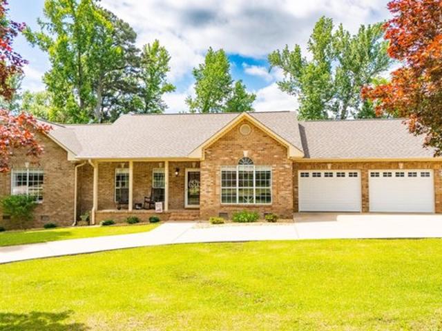 House for sale in Guin, Alabama