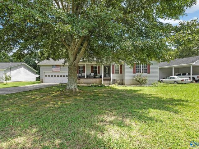 House for sale in Boaz, Alabama