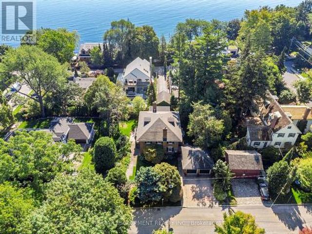 House for sale in Oakville, Ontario