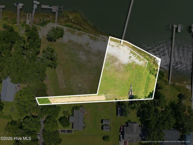 Land for sale in Beaufort, North Carolina