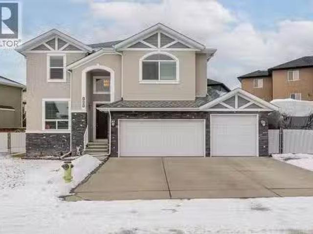 House for sale in Chestermere, Alberta