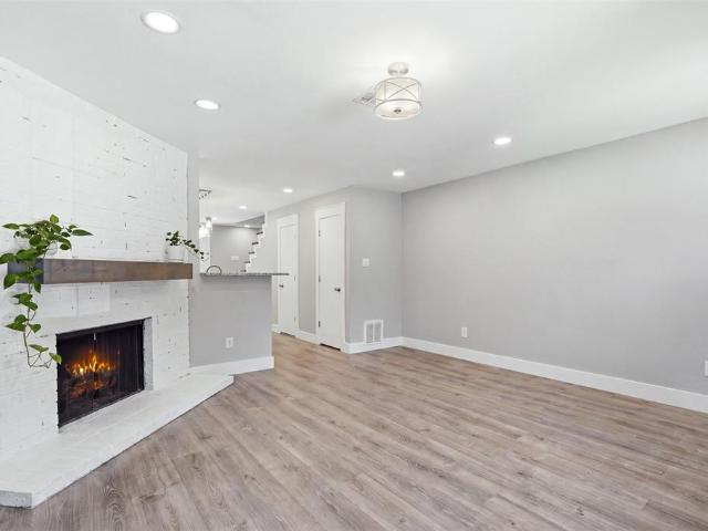 Townhouse for sale in Euless, Texas