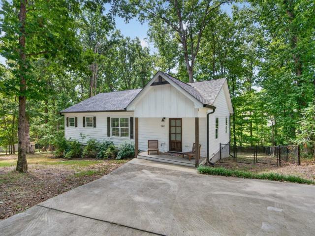 House for sale in Lookout Mountain, Georgia