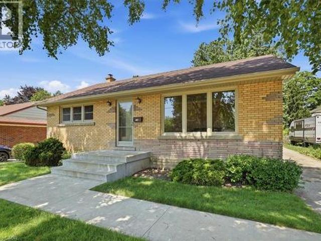 House for sale in Waterloo, Ontario