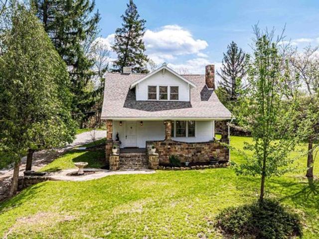House for sale in Farmington, Pennsylvania