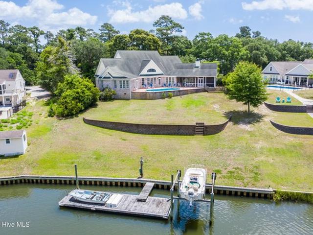 House for sale in Hampstead, North Carolina