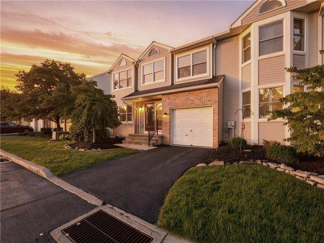 Townhouse for sale in Lehigh, Pennsylvania