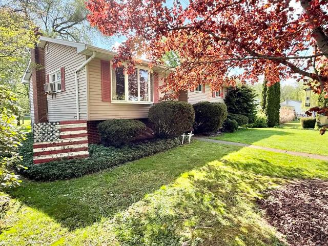 House for sale in Crawford, Pennsylvania