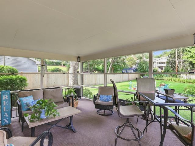 House for sale in Glen Ellyn, Illinois