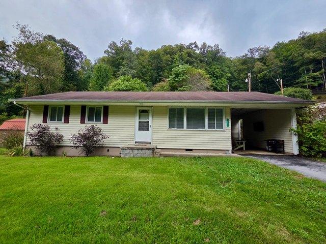 House for sale in Elbert, West Virginia