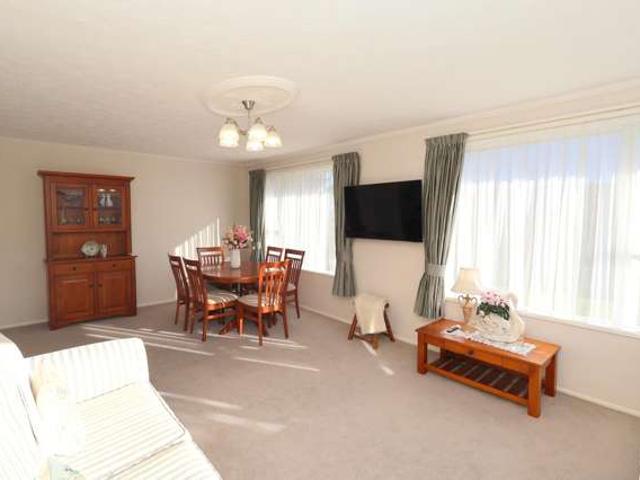 Townhouse for sale in Southland