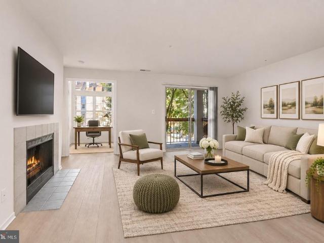 Condo for sale in Breckenridge at Montgomery Village, Montgomery Village