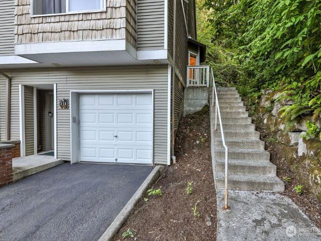 Condo for sale in Issaquah, Washington