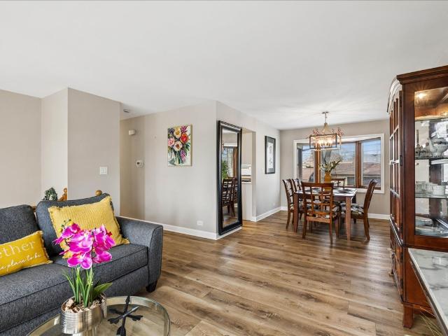 House for sale in Gurnee, Illinois