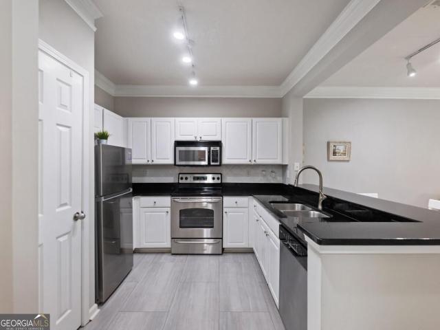 Condo for sale in Dunwoody, DeKalb County