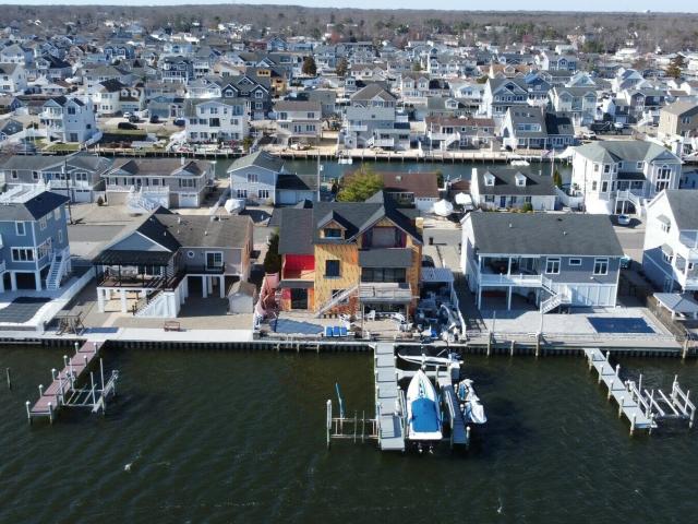House for sale in Toms River