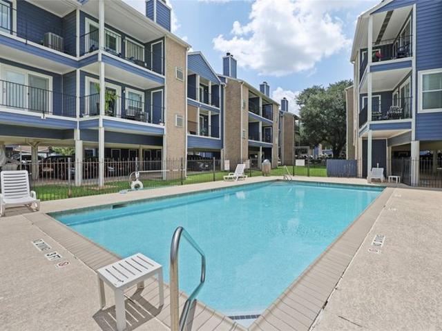 Condo for sale in Harris, Texas