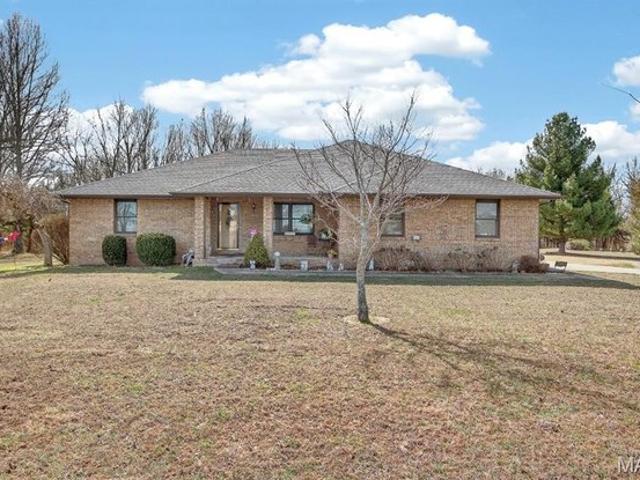 House for sale in Laclede, Missouri