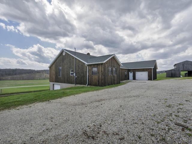 House for sale in Guernsey, Ohio