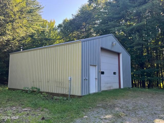 House for sale in Danielstown, Town of Lake Luzerne