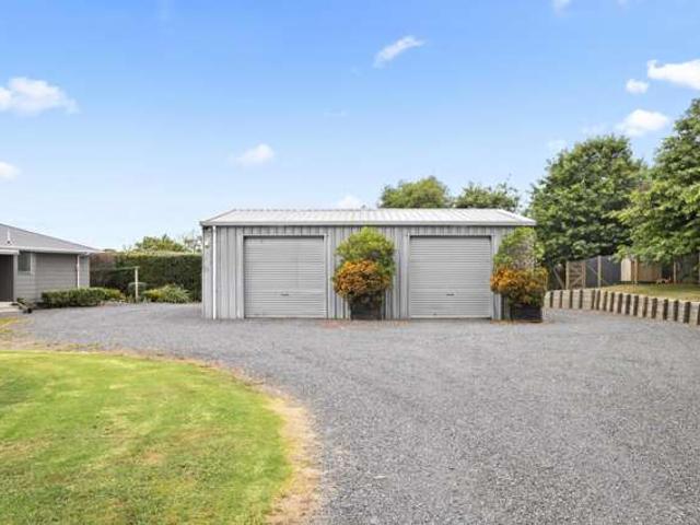 Property for sale in Auckland, Oroua County