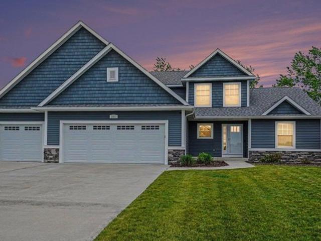 House for sale in Essexville, Michigan