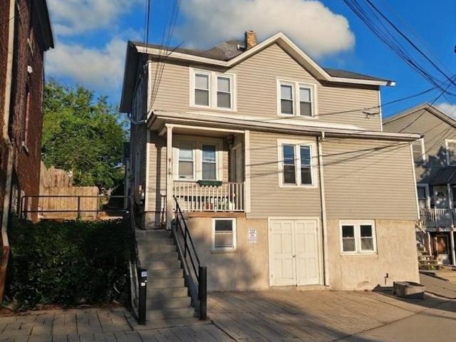 House for sale in Milwaukee, Wisconsin