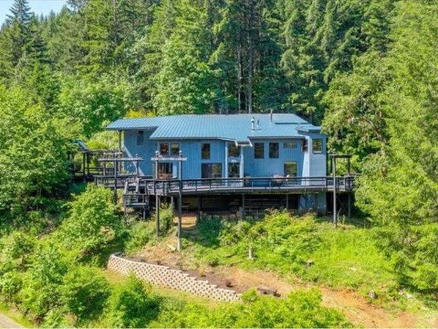 Condo for sale in Oregonia