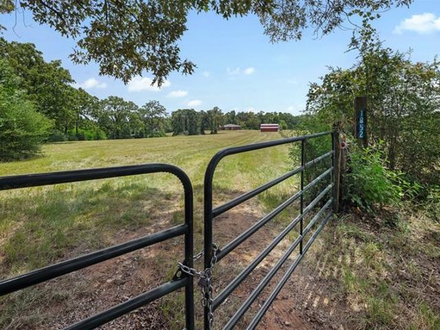 Farm for sale in Leon, Texas