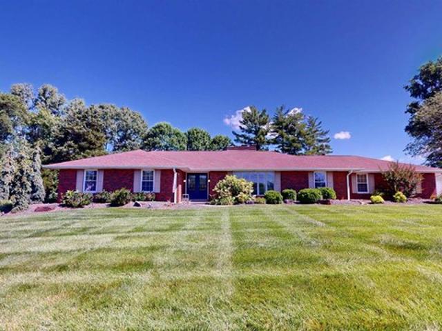 House for sale in Dubois, Indiana