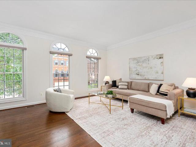 Townhouse for sale in Virginia