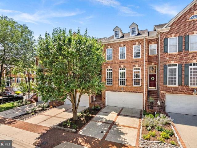 Townhouse for sale in River Creek, Leesburg