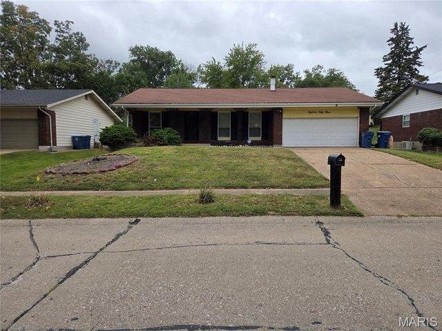 House for sale in Hazelwood, Missouri