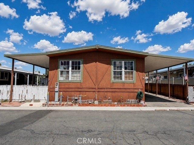 House for sale in Canyon Country, California