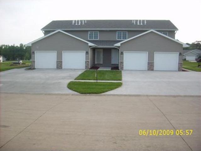 Townhouse for sale in Linn, Iowa