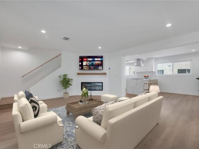 Townhouse for sale in Tarzana, Tarzana Neighborhood Council District