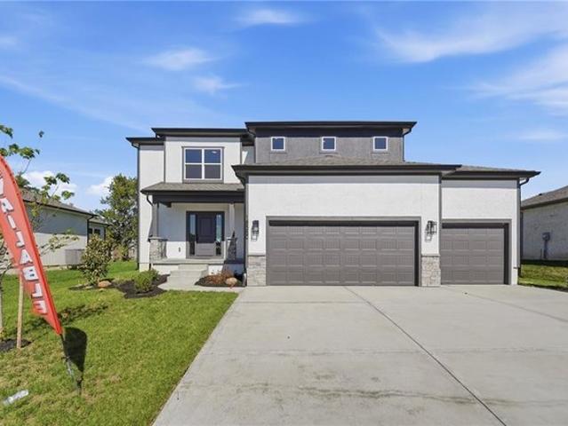 House for sale in Spring Hill, Johnson County