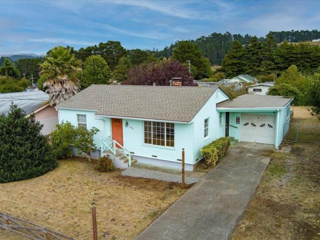 House for sale in Humboldt, California