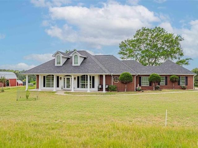 Farm for sale in Gladewater, Texas