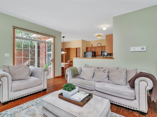 Townhouse for sale in Tinley Park
