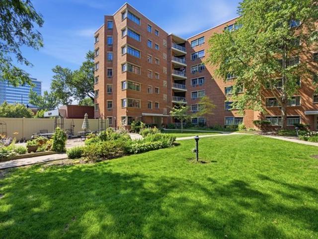 House for sale in Evanston, Illinois
